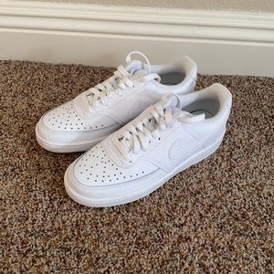 Nike Court Vision Low Women’s Sneakers